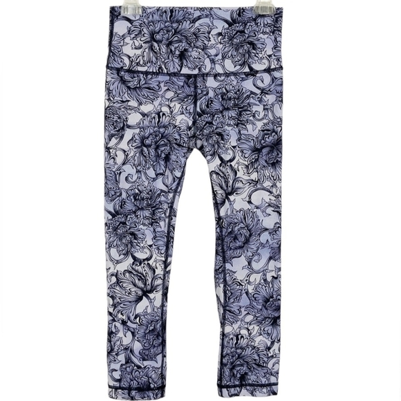 Lululemon Wunder Under crop hi-rise size 6 - Picture 11 of 12